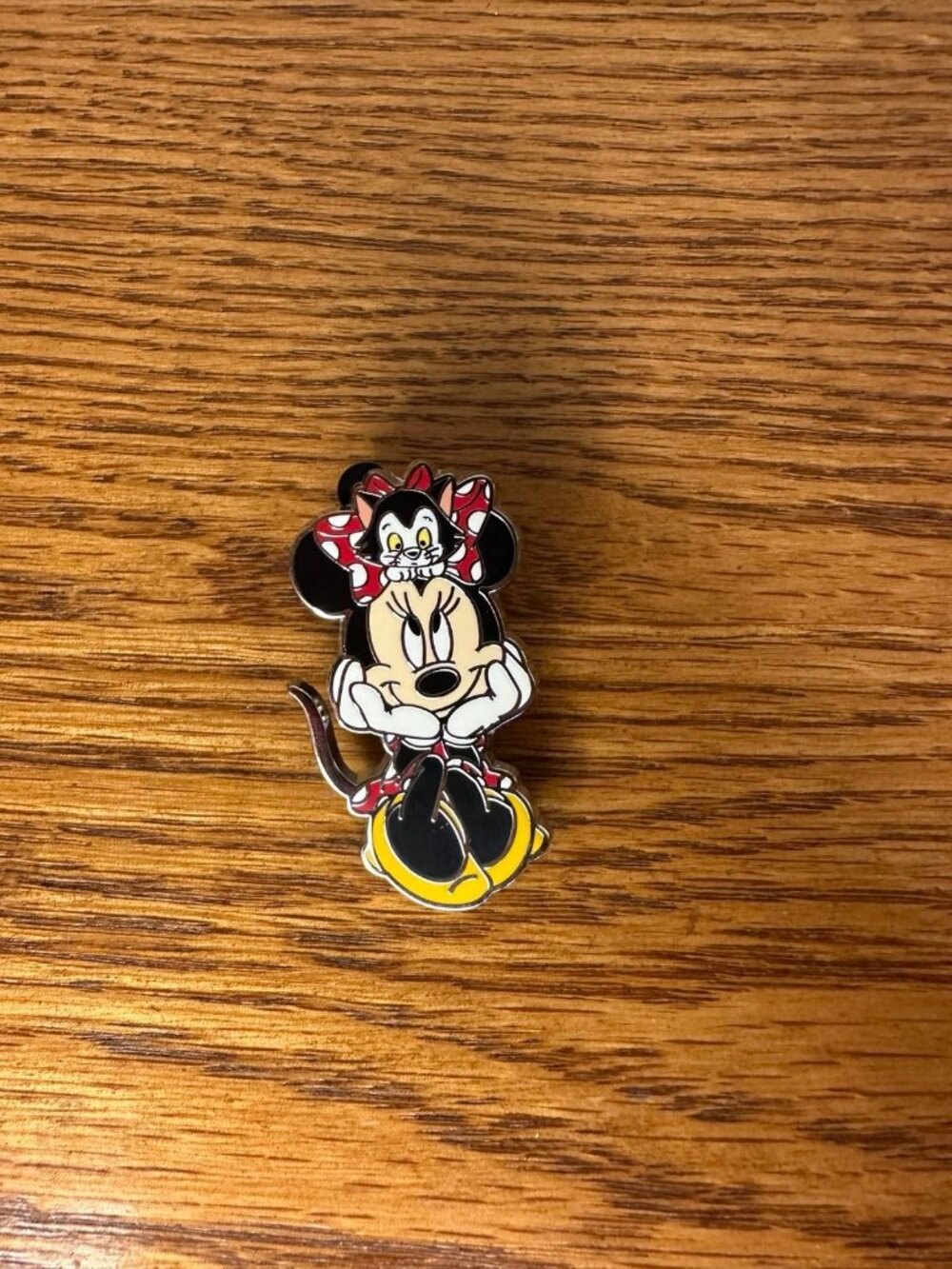 Disney Parks Minnie Mouse and Figaro Pin open edition